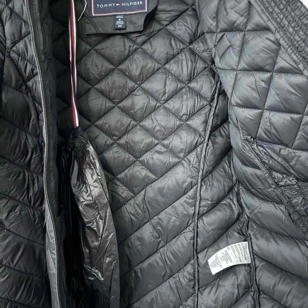 Tommy Hilfiger Women’s Hooded Zip Front Jacket - Black, Packable - Picture 11 of 12